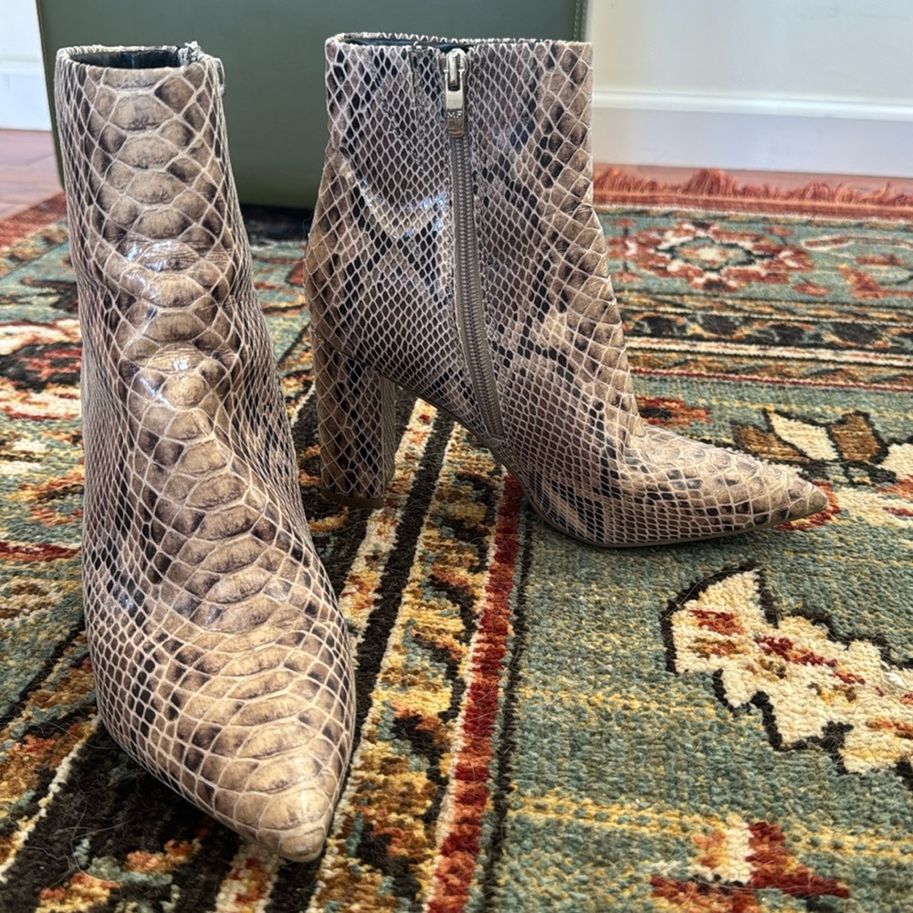 Marc fisher snake skin booties, mint condition